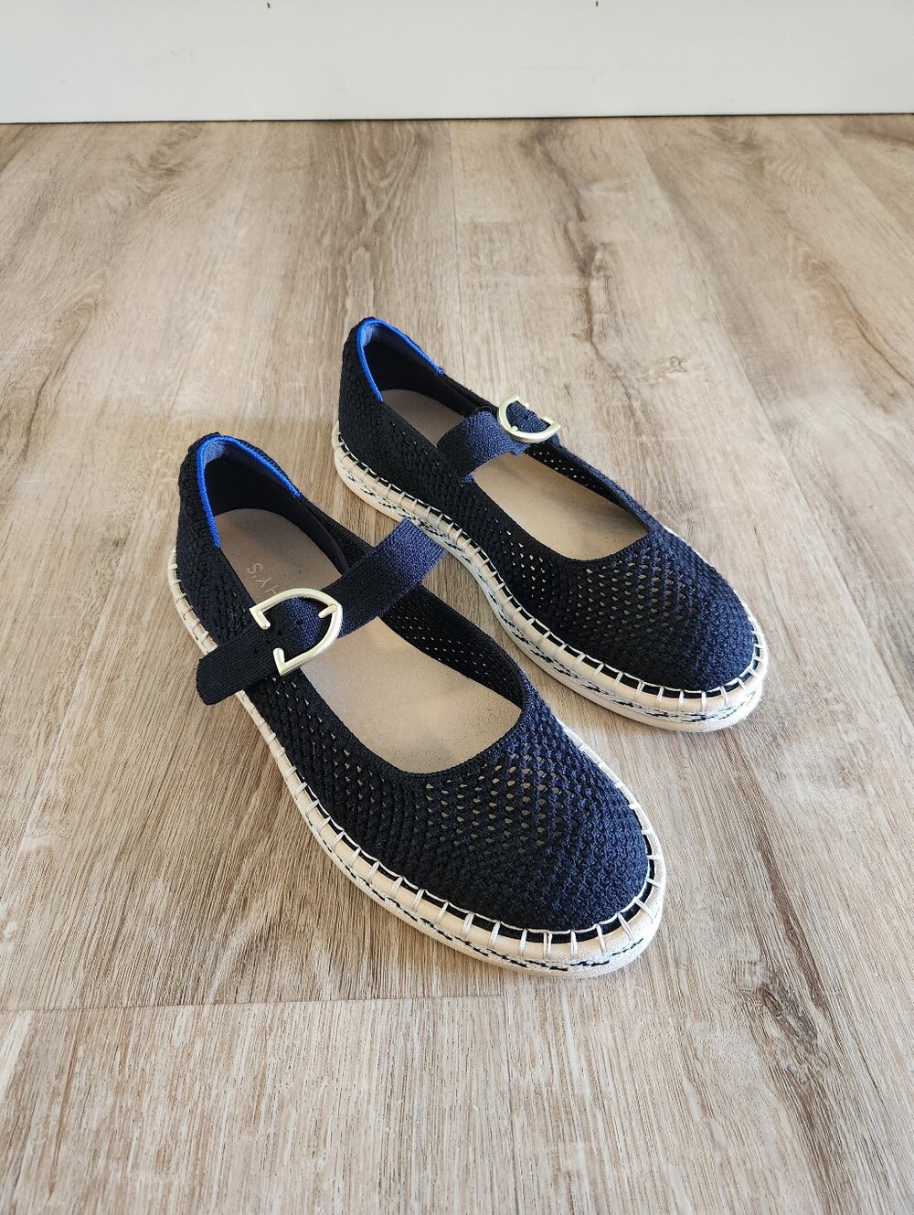 Rothys Black The Espadrille Mary Jane Flats Women's Size 8.5 - Picture 2 of 8